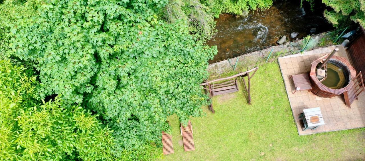 Platan Vendeghaz Villa Izvoare  Buitenkant foto